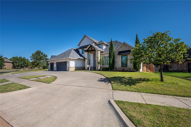 15400 Kestral Park Court, Edmond, OK 73013