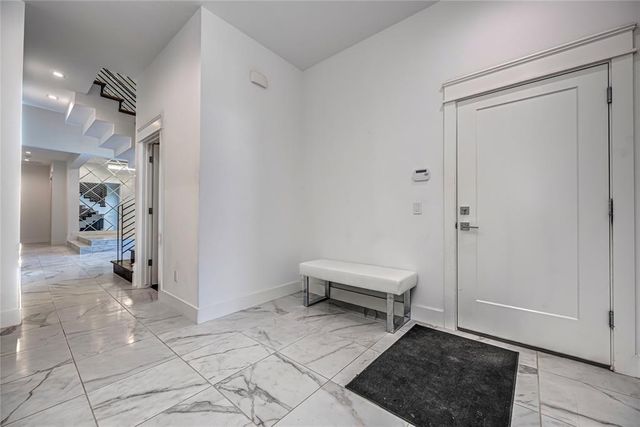 15400 Kestral Park Court, Edmond, OK 73013