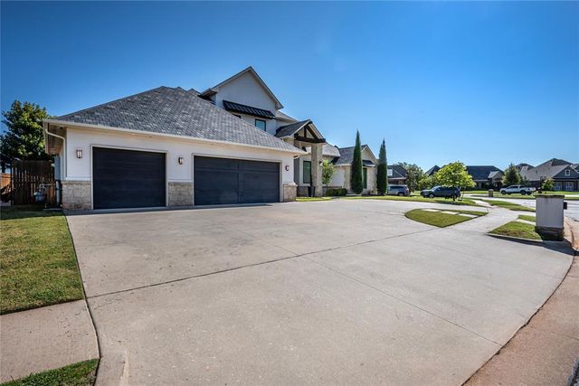 15400 Kestral Park Court, Edmond, OK 73013