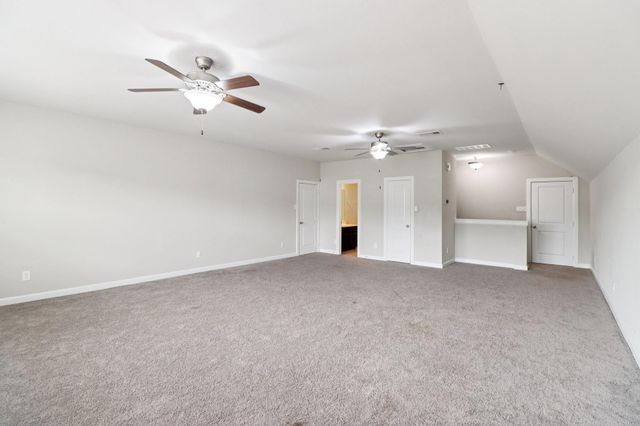 318 Westlake Terrace Drive, Conroe, TX 77304