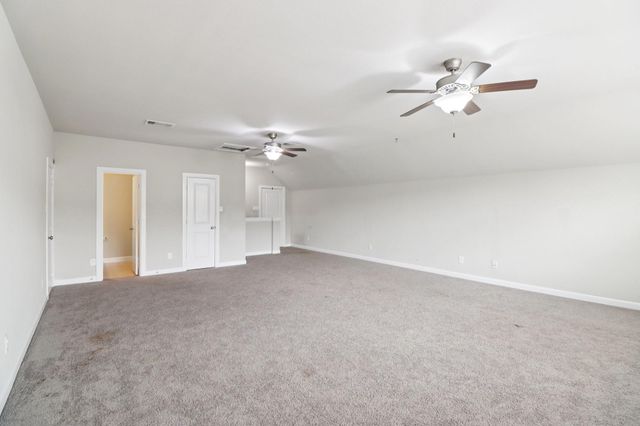 318 Westlake Terrace Drive, Conroe, TX 77304