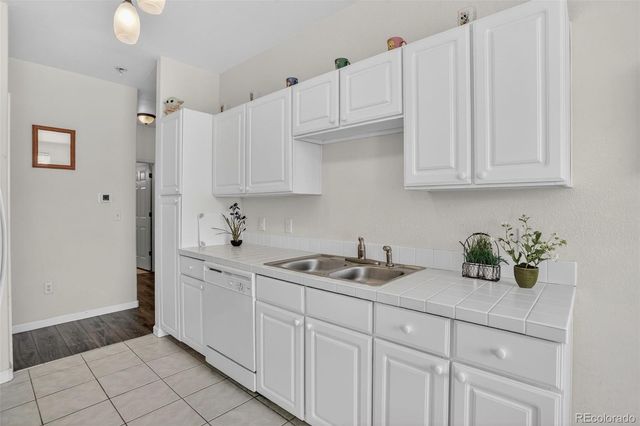 22505 E Ontario Drive 102, Aurora, CO 80016