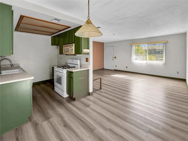 12243 Orchid Lane A, Moreno Valley, CA 92557