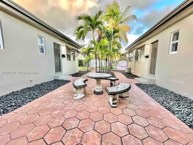 1925 Dewey St 3, Hollywood, FL 33020