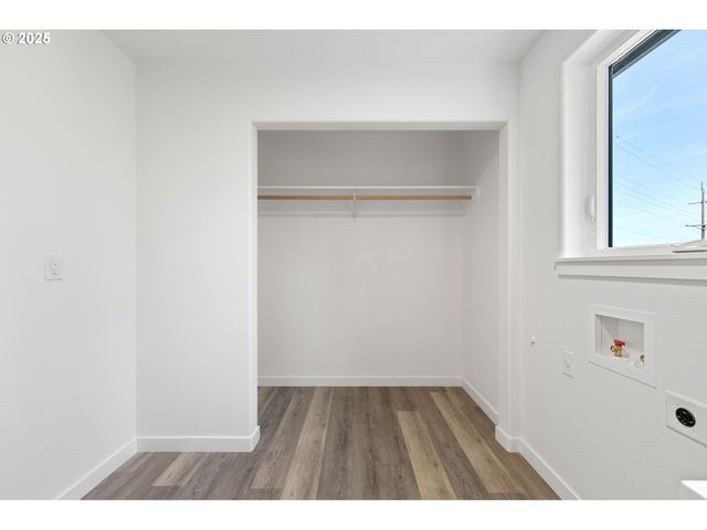 65 BANGLE Ct, Cottage Grove, OR 97424