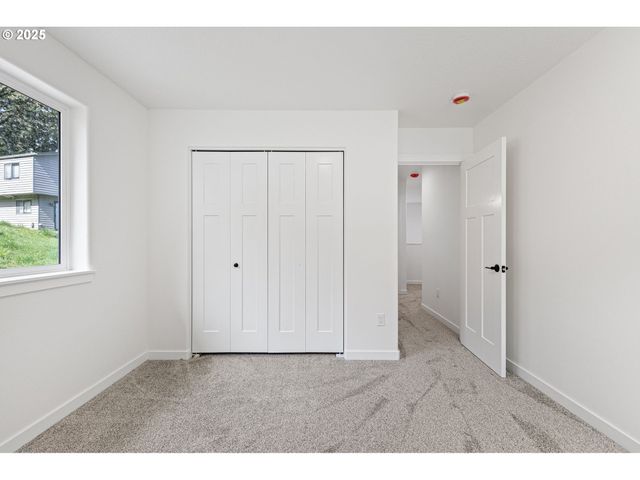 65 BANGLE Ct, Cottage Grove, OR 97424