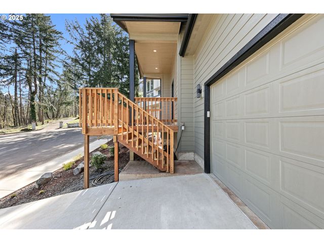 65 BANGLE Ct, Cottage Grove, OR 97424