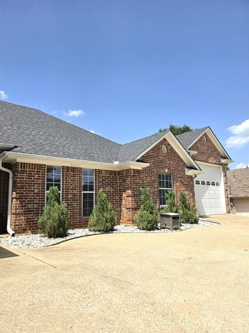 2903 Mona Dr., Longview, TX 75601