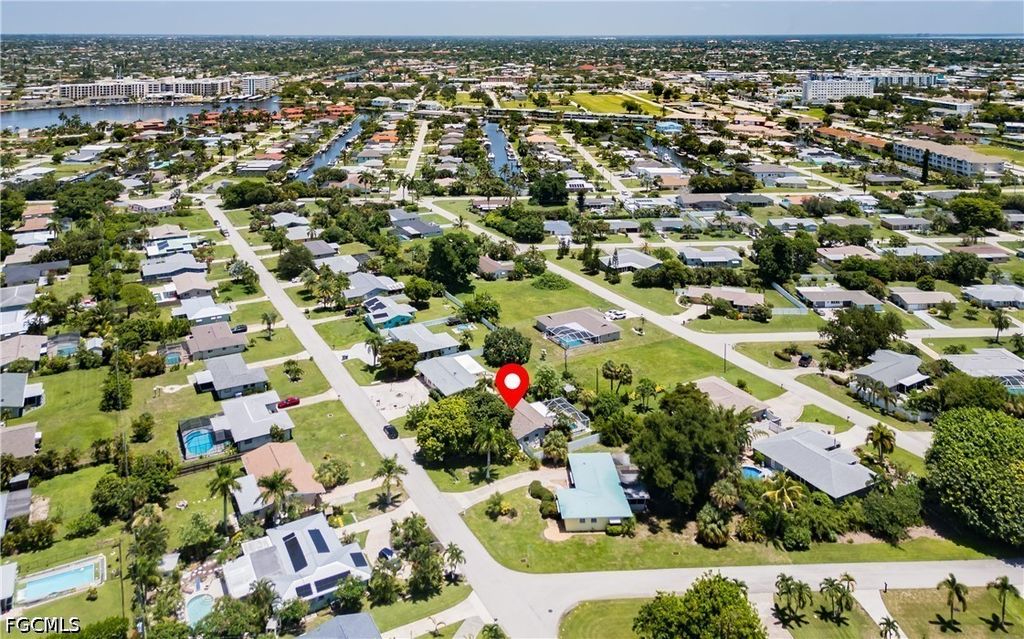 Image 24 of property listing at 5243 Sunnybrook CT, Cape Coral, FL 33904