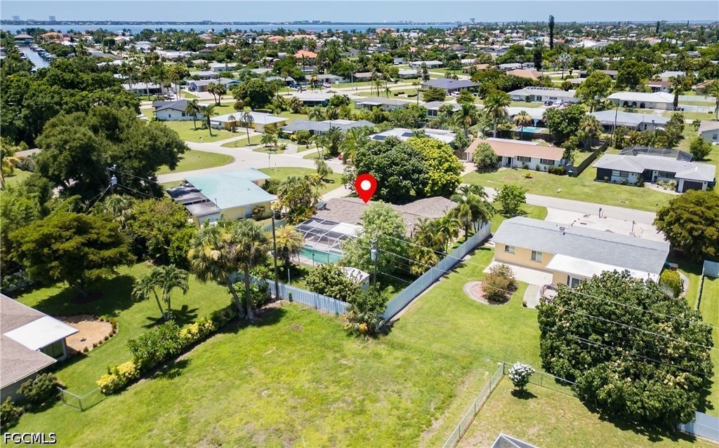 Image 26 of property listing at 5243 Sunnybrook CT, Cape Coral, FL 33904