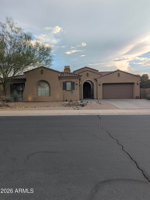18047 W Narramore Road, Goodyear, AZ 85338 — photo 2