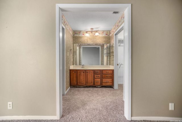 212 Buckingham, Victoria, TX 77904