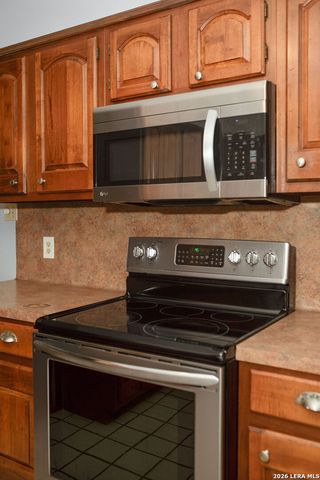 212 Buckingham, Victoria, TX 77904