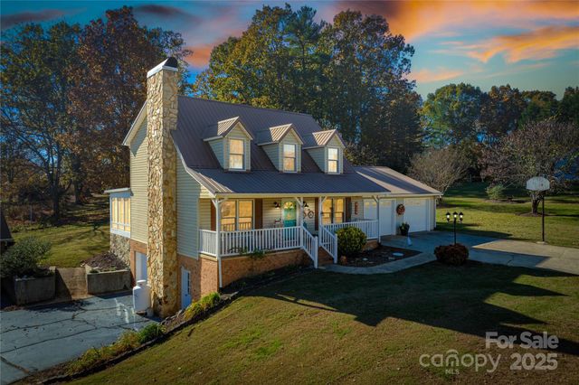4025 Jenna Lane, Lenoir, NC 28645