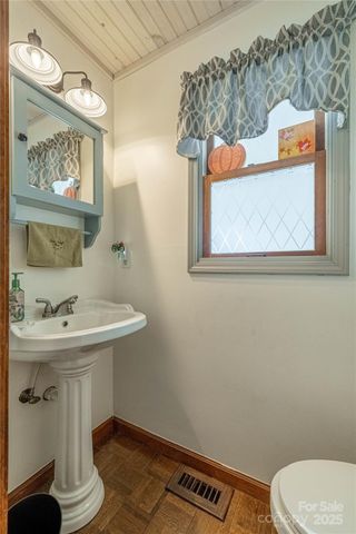 4025 Jenna Lane, Lenoir, NC 28645