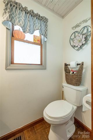 4025 Jenna Lane, Lenoir, NC 28645