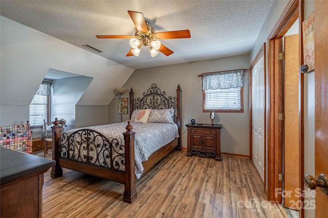 4025 Jenna Lane, Lenoir, NC 28645