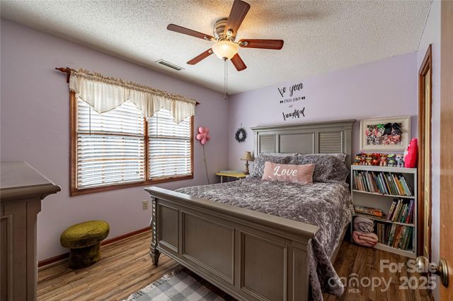 4025 Jenna Lane, Lenoir, NC 28645