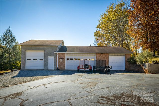 4025 Jenna Lane, Lenoir, NC 28645