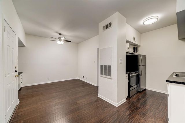 3316 Guadalupe ST 219, Austin, TX 78705