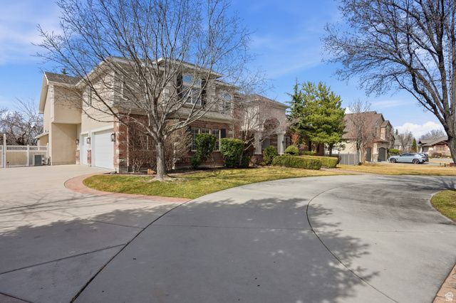 10868 S PRESCOTT DR, Sandy, UT 84092