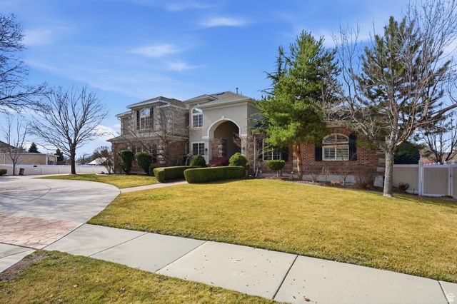 10868 S PRESCOTT DR, Sandy, UT 84092