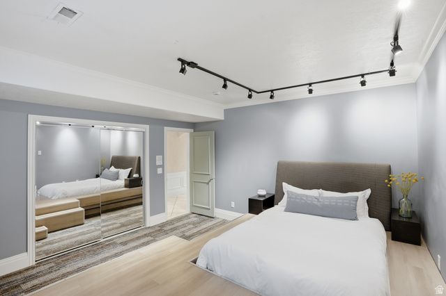 10868 S PRESCOTT DR, Sandy, UT 84092