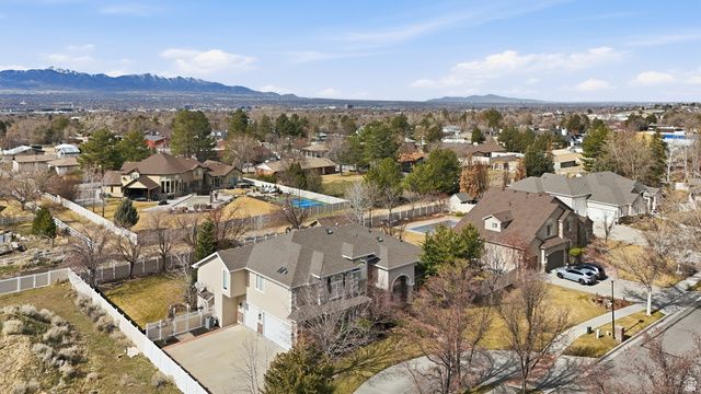 10868 S PRESCOTT DR, Sandy, UT 84092