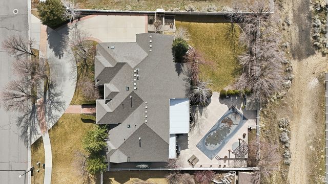 10868 S PRESCOTT DR, Sandy, UT 84092