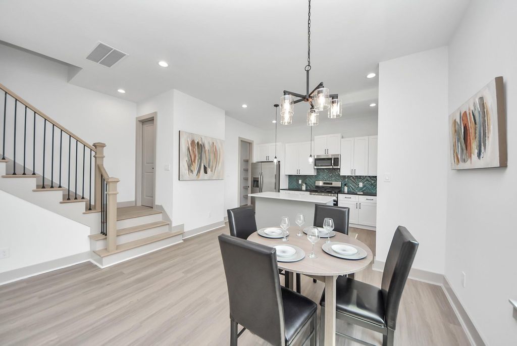 5320 Kindred Garden Lane, Houston, TX 77091