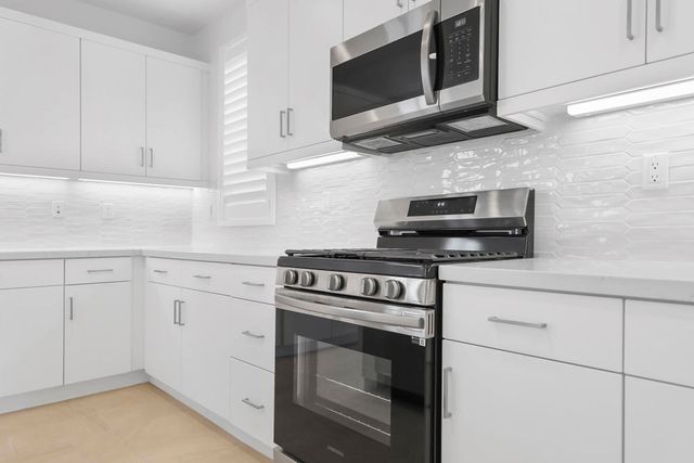 35923 Lasuen Street, Palm Desert, CA 92211