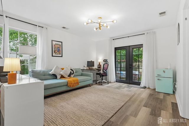 2402 Hamlette Place, Scotch Plains, NJ 07076