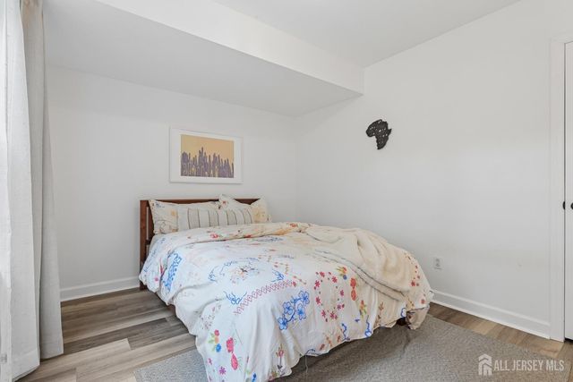 2402 Hamlette Place, Scotch Plains, NJ 07076