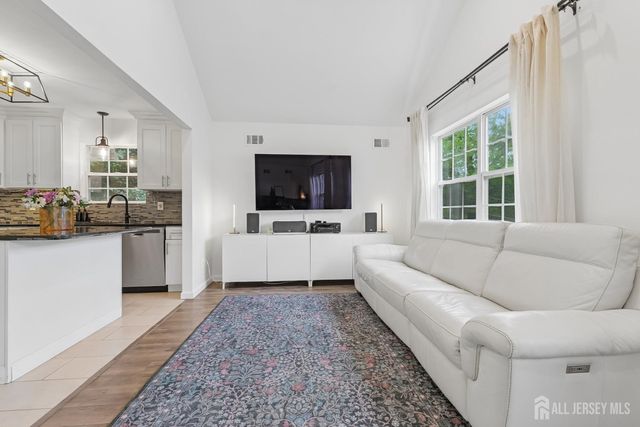 2402 Hamlette Place, Scotch Plains, NJ 07076