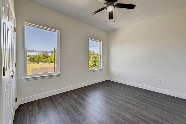 1075 Miller Street, Beaumont, TX 77701