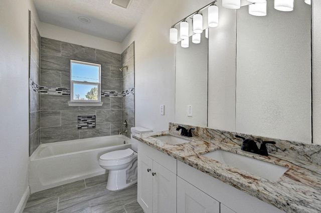 1075 Miller Street, Beaumont, TX 77701