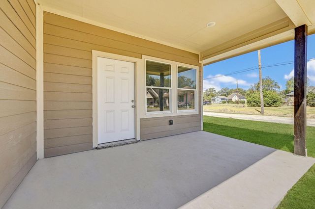 1075 Miller Street, Beaumont, TX 77701