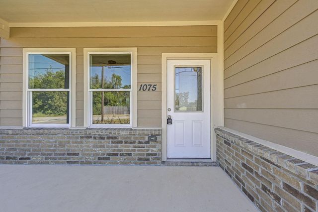 1075 Miller Street, Beaumont, TX 77701
