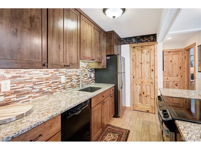 760 Columbine Rd B6, Breckenridge, CO 80424