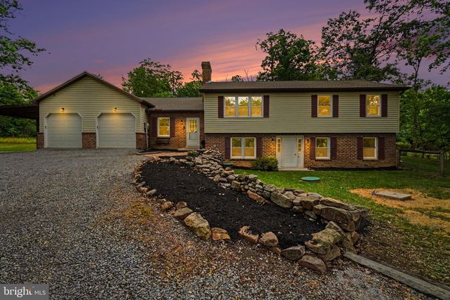 371 BOBCAT ROAD, Newville, PA 17241