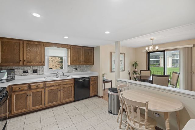 15714 Brassie Court 1S, Orland Park, IL 60462
