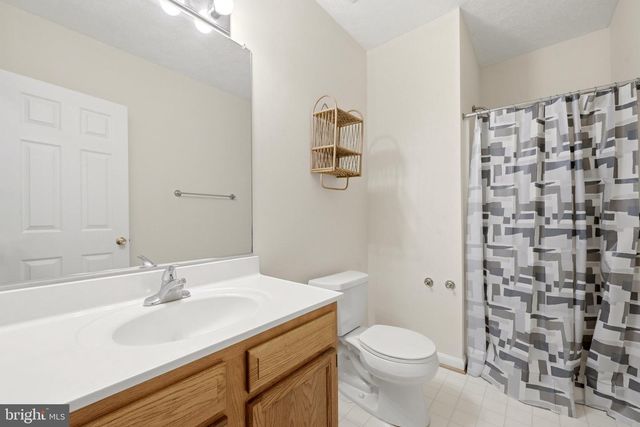 104 FOXGLOVE DR, Winchester, VA 22602