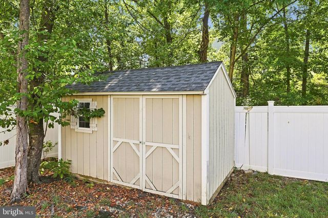104 FOXGLOVE DR, Winchester, VA 22602
