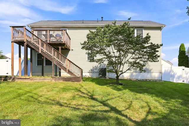 104 FOXGLOVE DR, Winchester, VA 22602