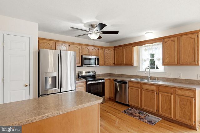 104 FOXGLOVE DR, Winchester, VA 22602