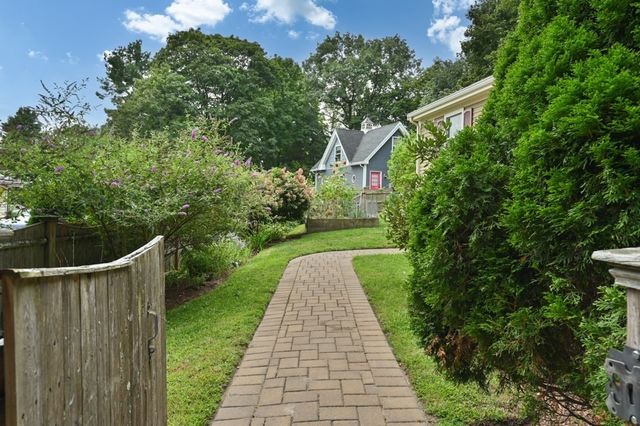 36 Grove Street, Reading, MA 01867