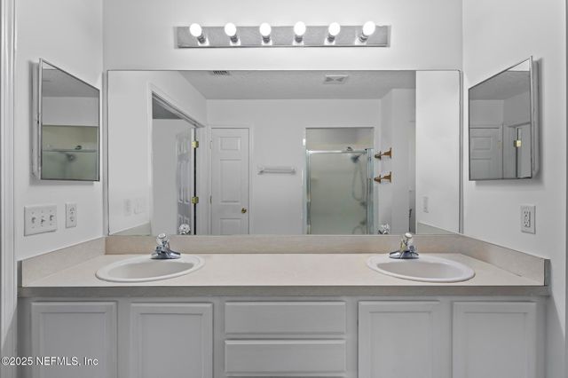 3174 HIGHLAND GROVE Drive, Orange Park, FL 32065