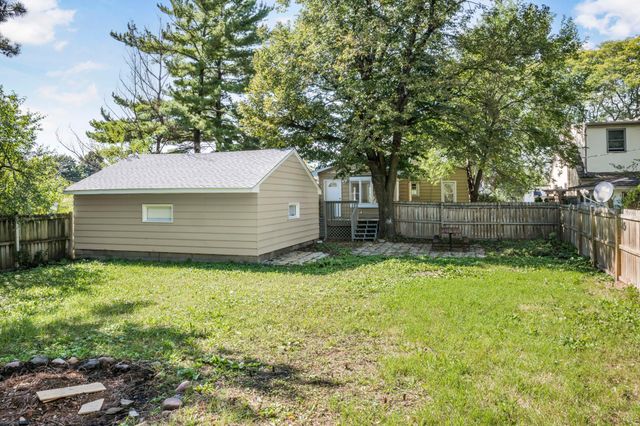 756 Mcknight Road N, Maplewood, MN 55119