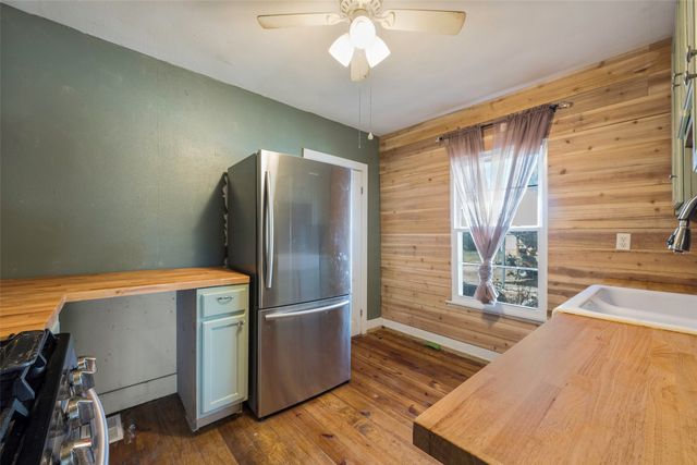 303 Vz County Road 1320, Canton, TX 75103