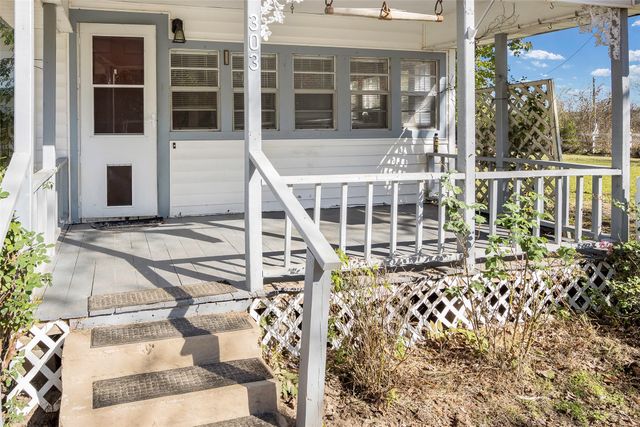 303 Vz County Road 1320, Canton, TX 75103